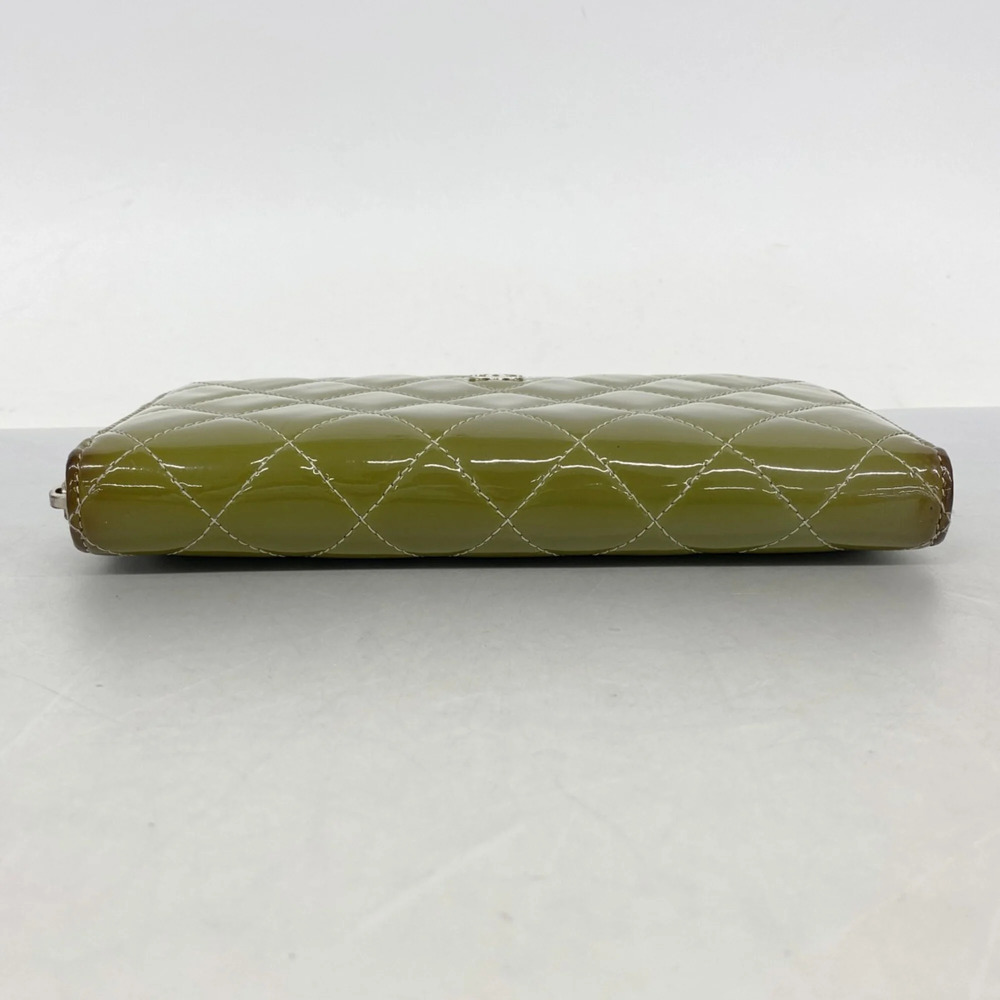 CHANEL Green Leather Wallet - Picture 2 of 11